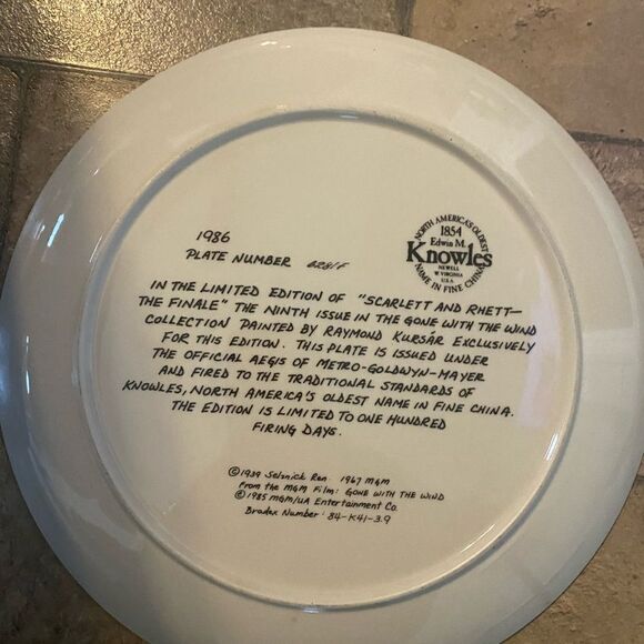 Lot of Vintage Gone With The Wind Collectors plates. - Picture 5 of 8